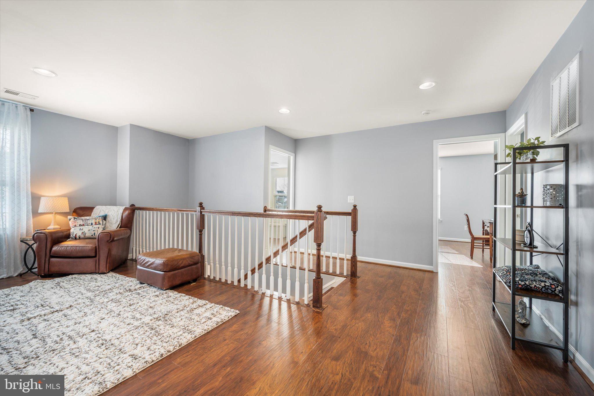 BROOKSIDE - Residential