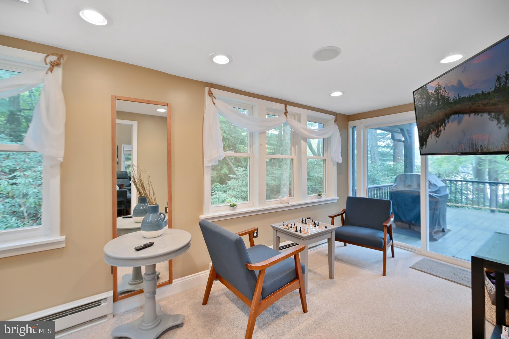 NONE AVAIBLE - Residential