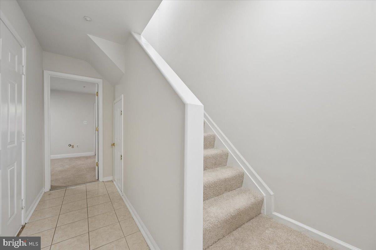 442 BLOSSOM LANE