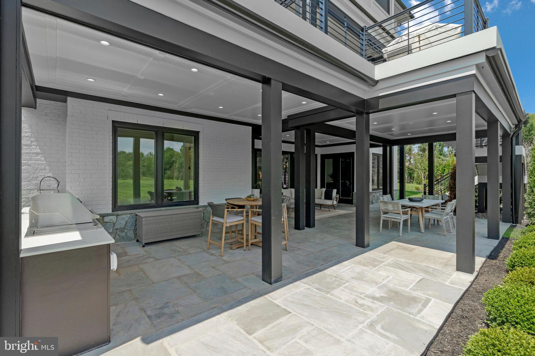 SULLY ESTATES - Residential