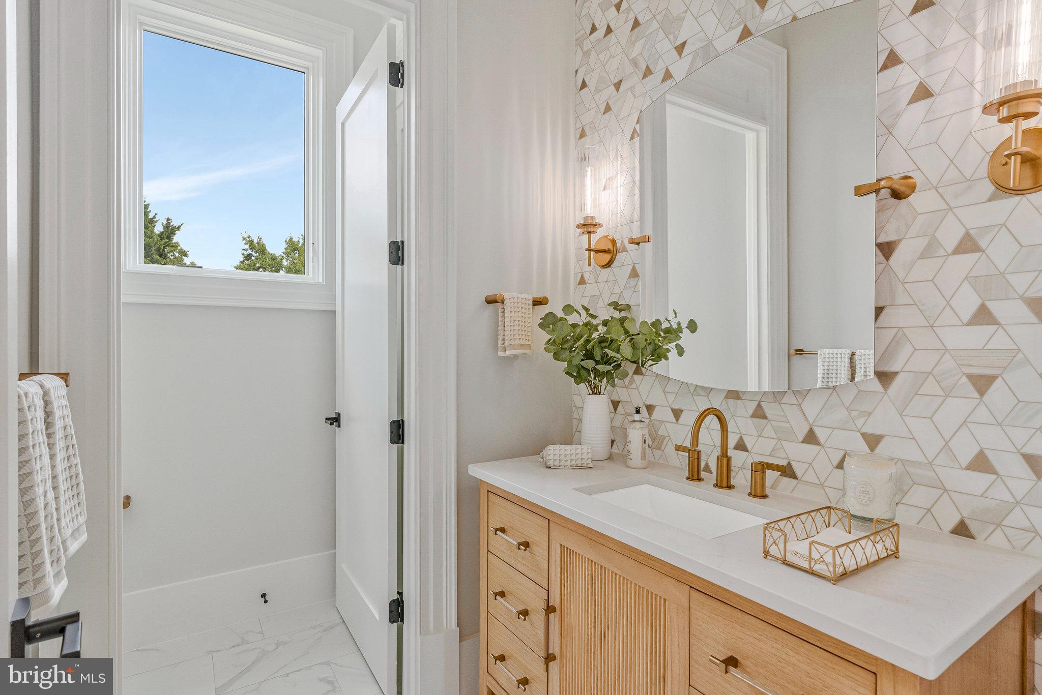 SULLY ESTATES - Residential