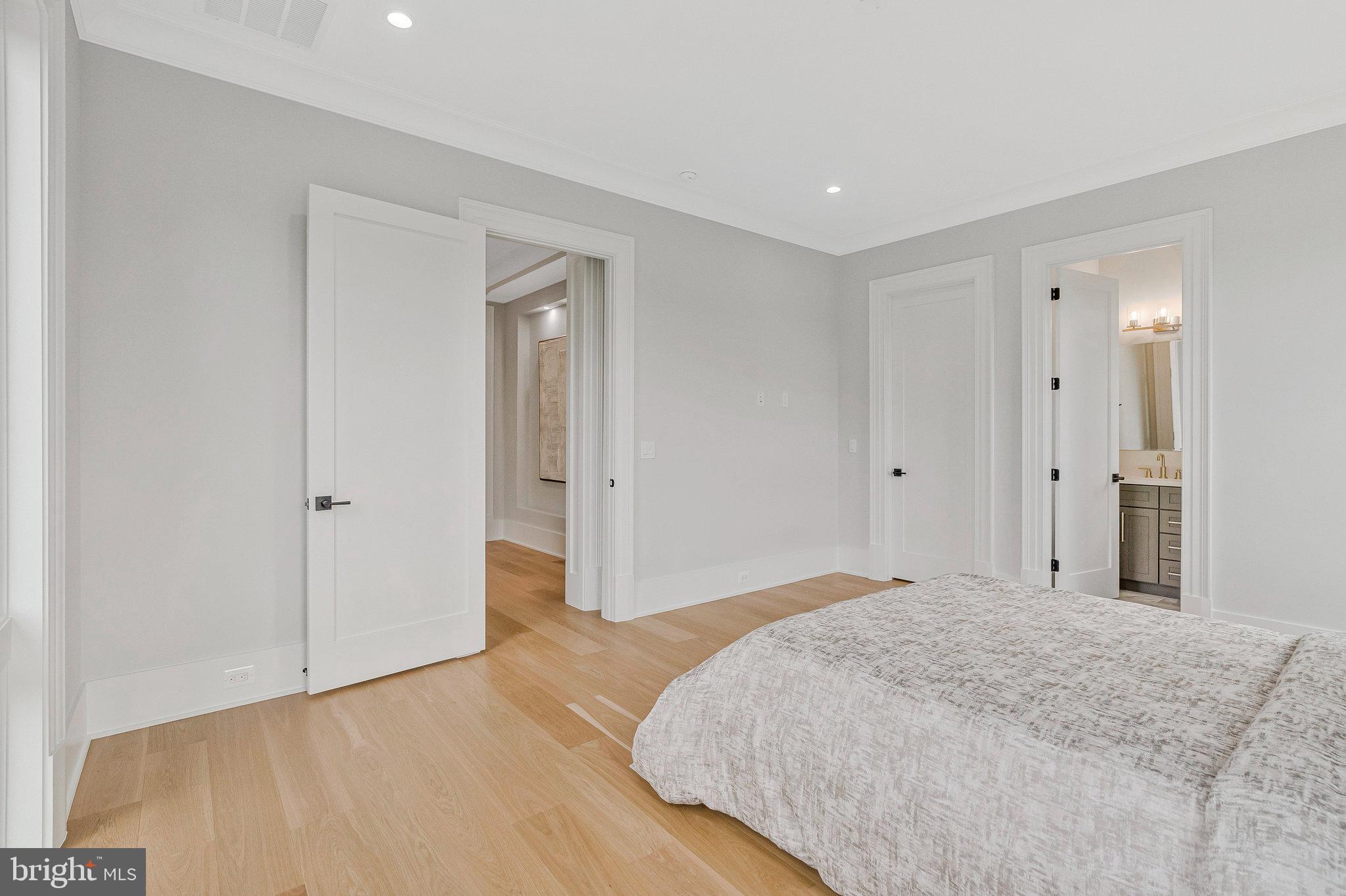 SULLY ESTATES - Residential