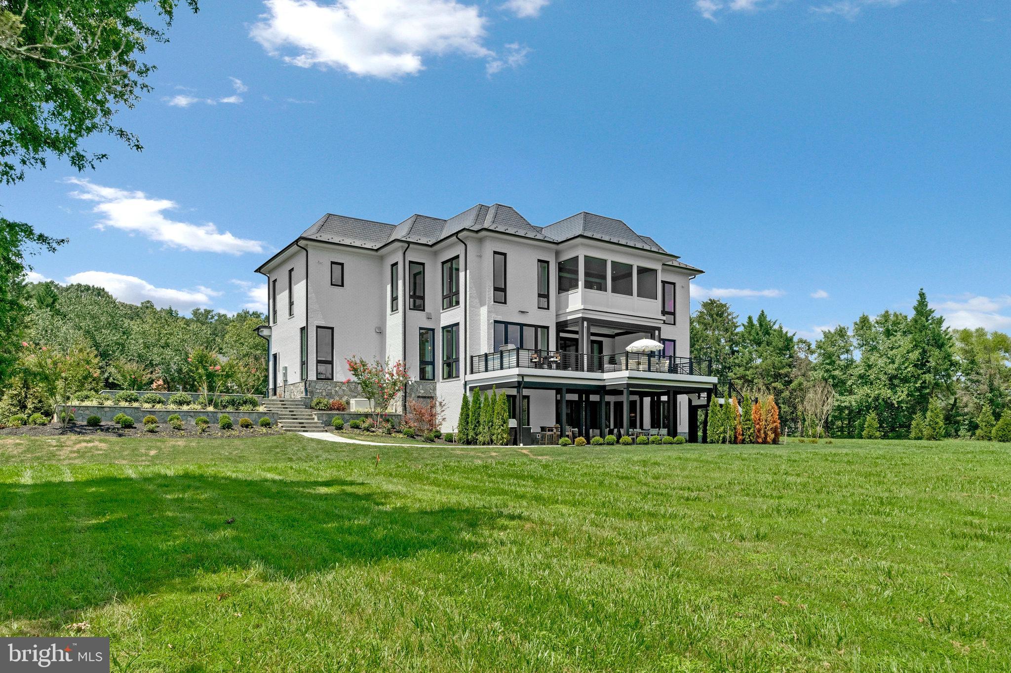 SULLY ESTATES - Residential