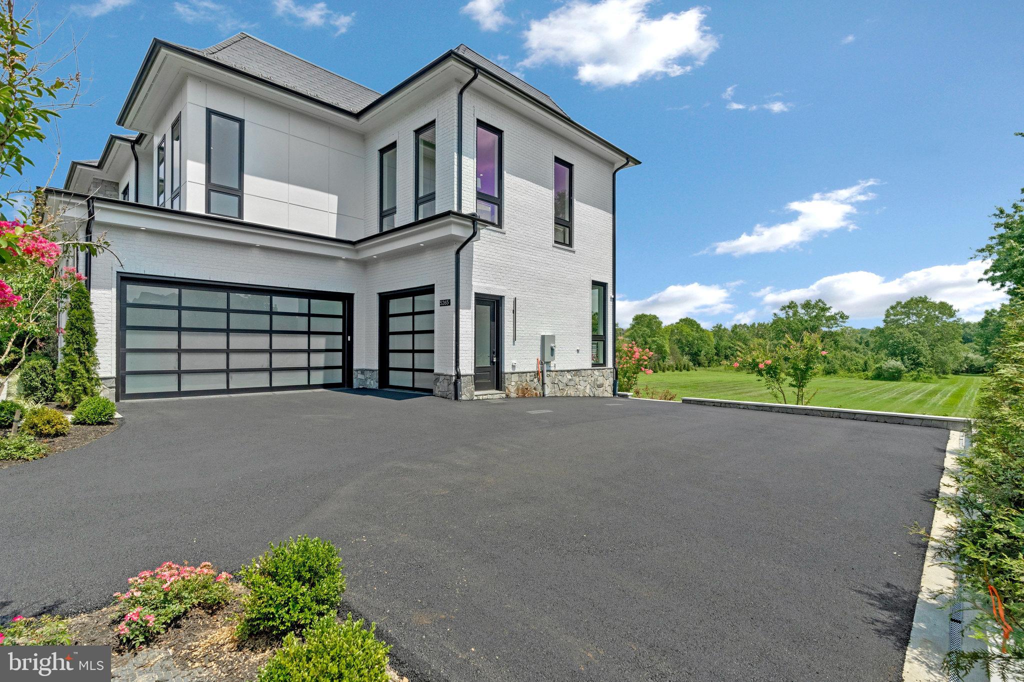 SULLY ESTATES - Residential