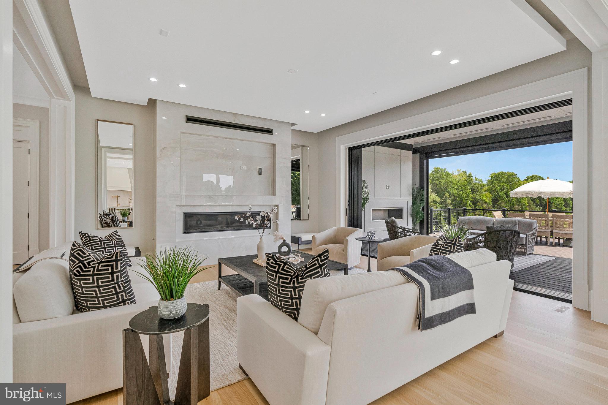 SULLY ESTATES - Residential