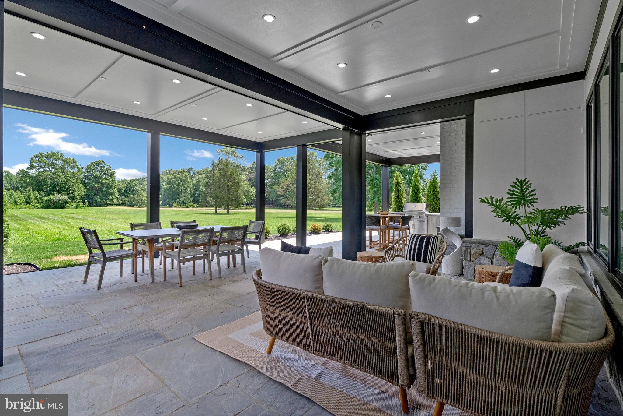 SULLY ESTATES - Residential