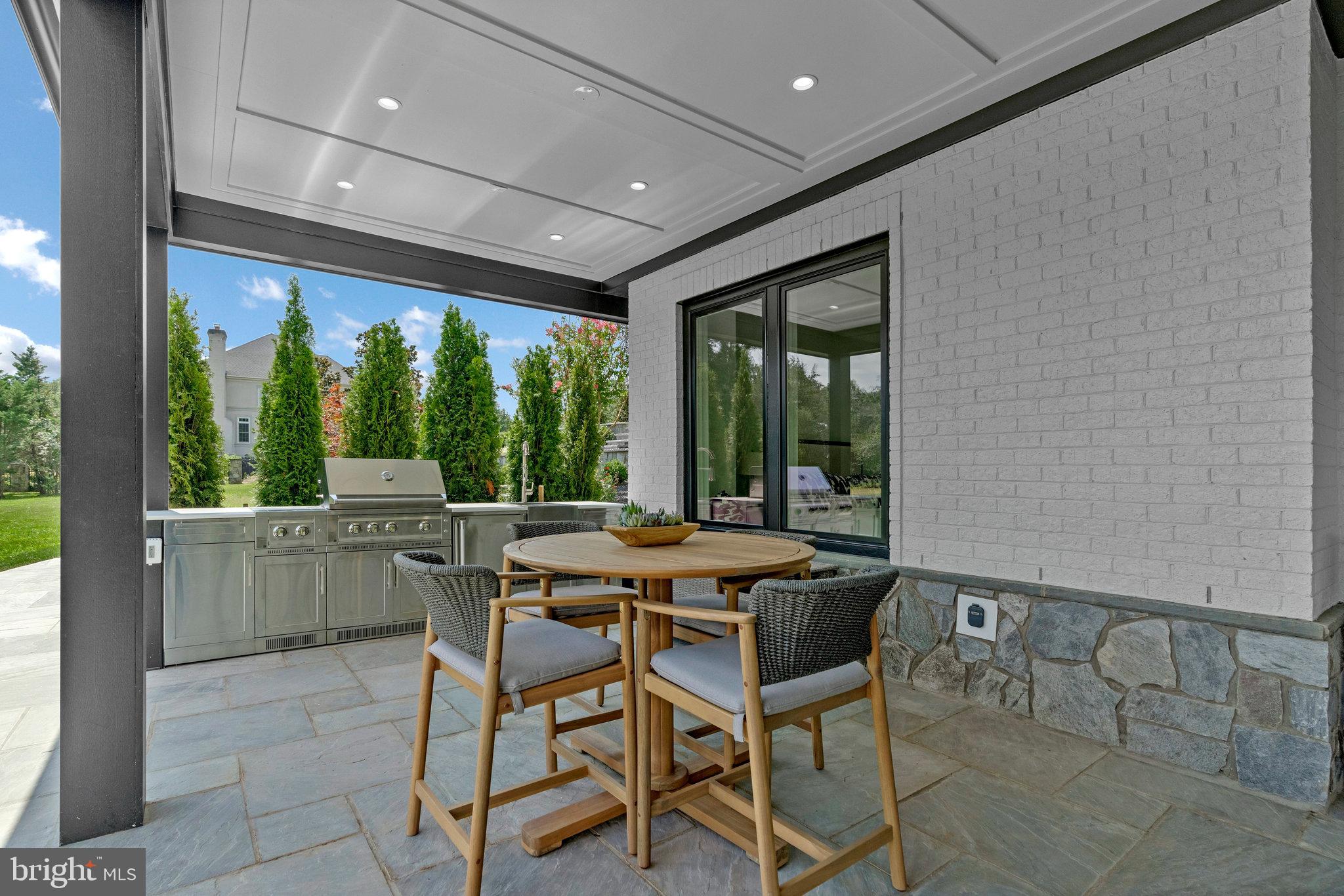 SULLY ESTATES - Residential