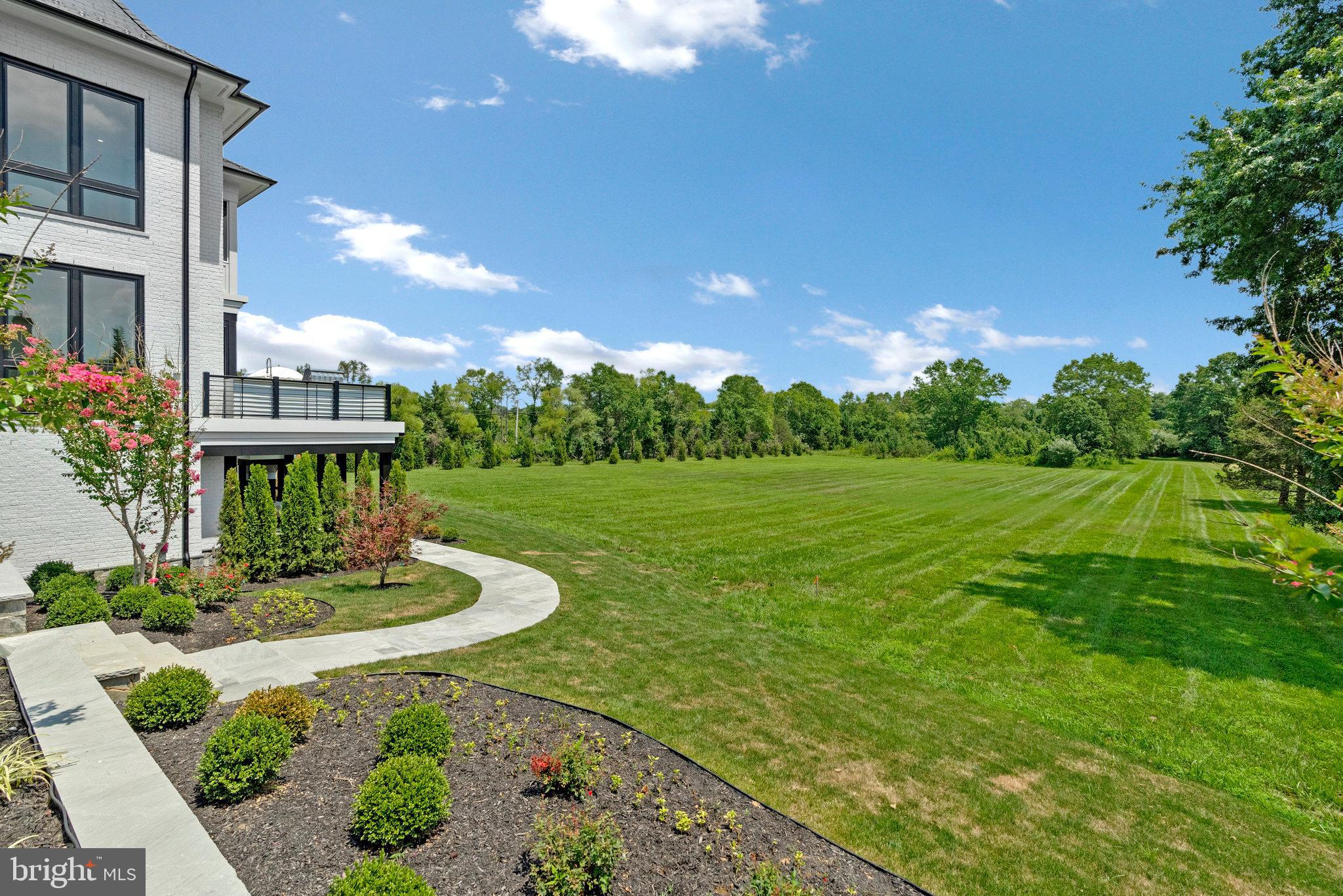 SULLY ESTATES - Residential