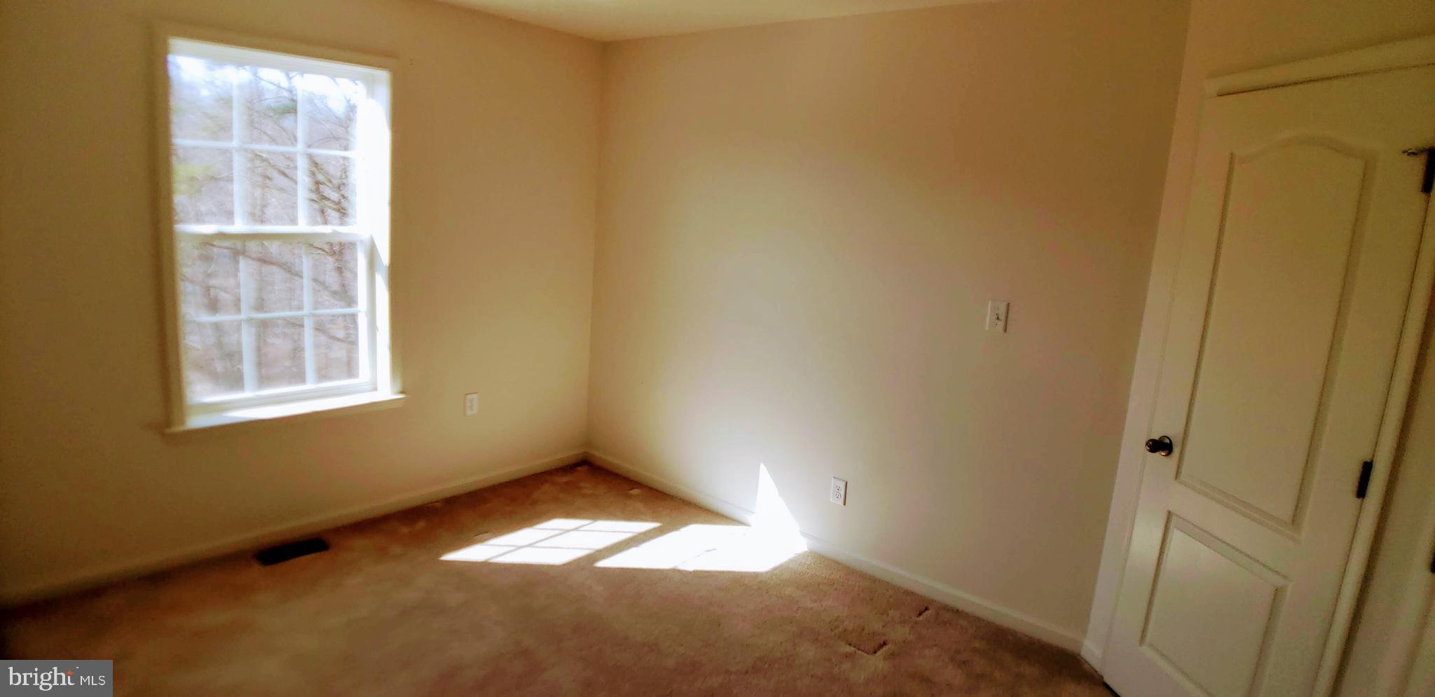 LAKE HOLIDAY ESTATES - Residential