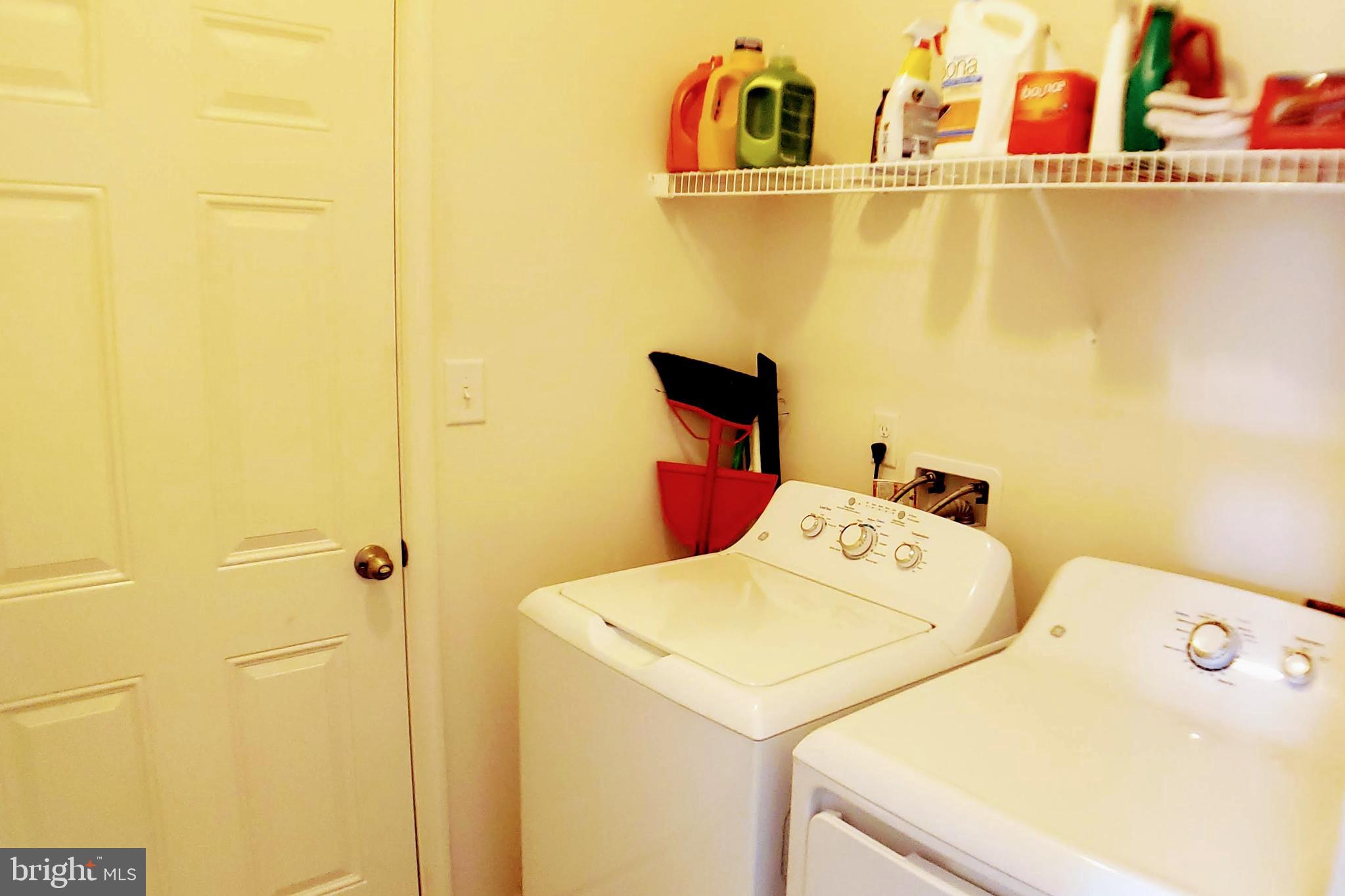 LAKE HOLIDAY ESTATES - Residential