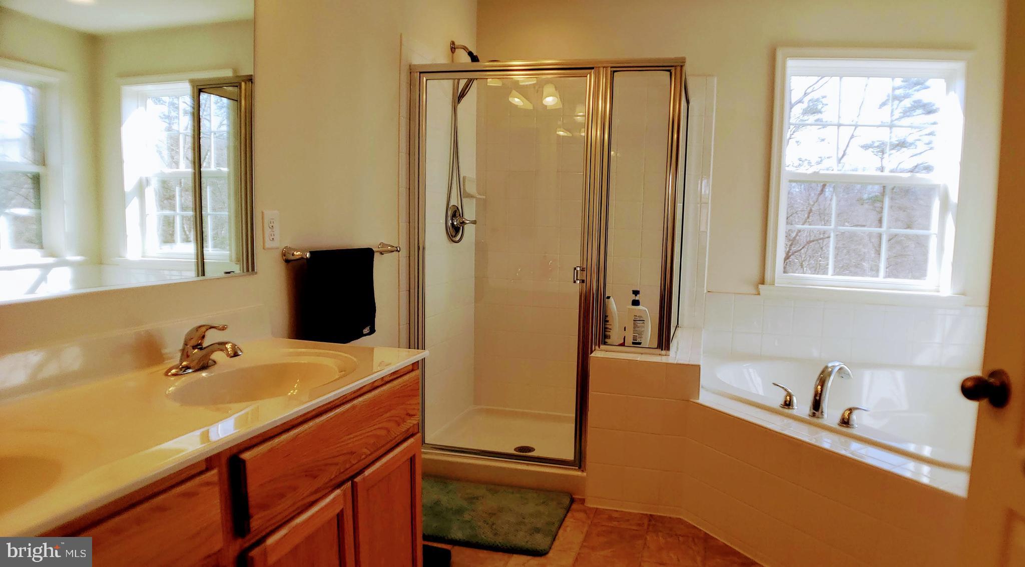 LAKE HOLIDAY ESTATES - Residential