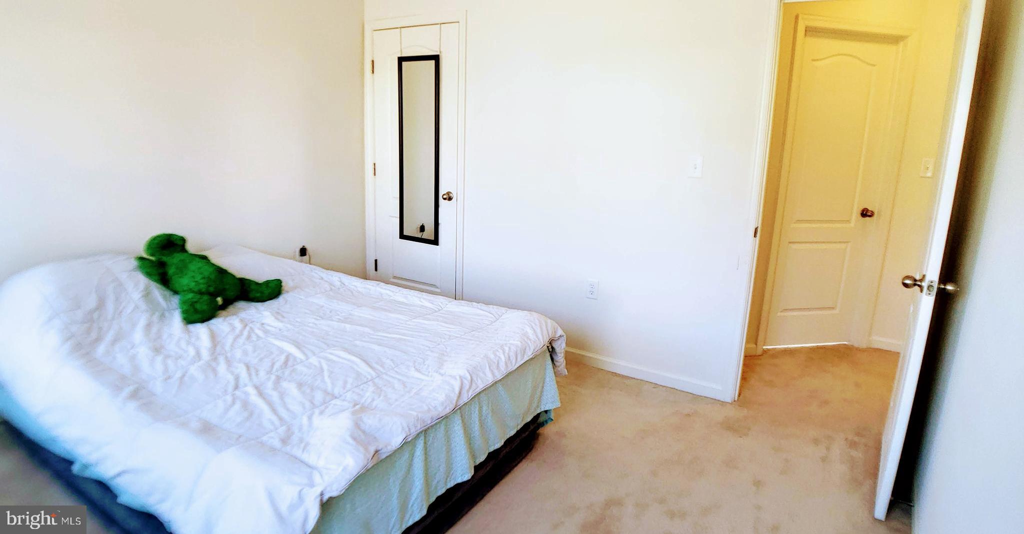 LAKE HOLIDAY ESTATES - Residential