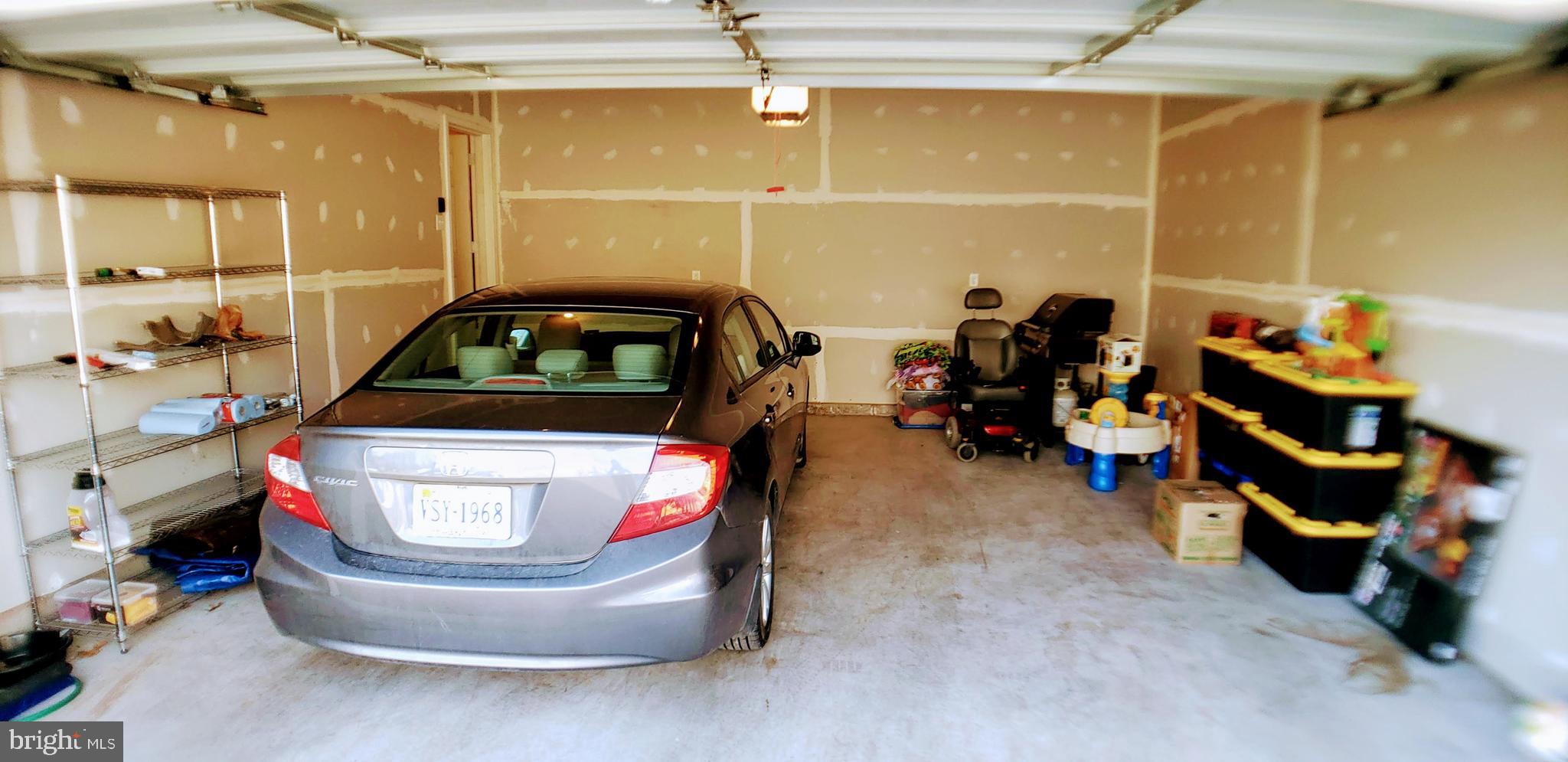 LAKE HOLIDAY ESTATES - Residential