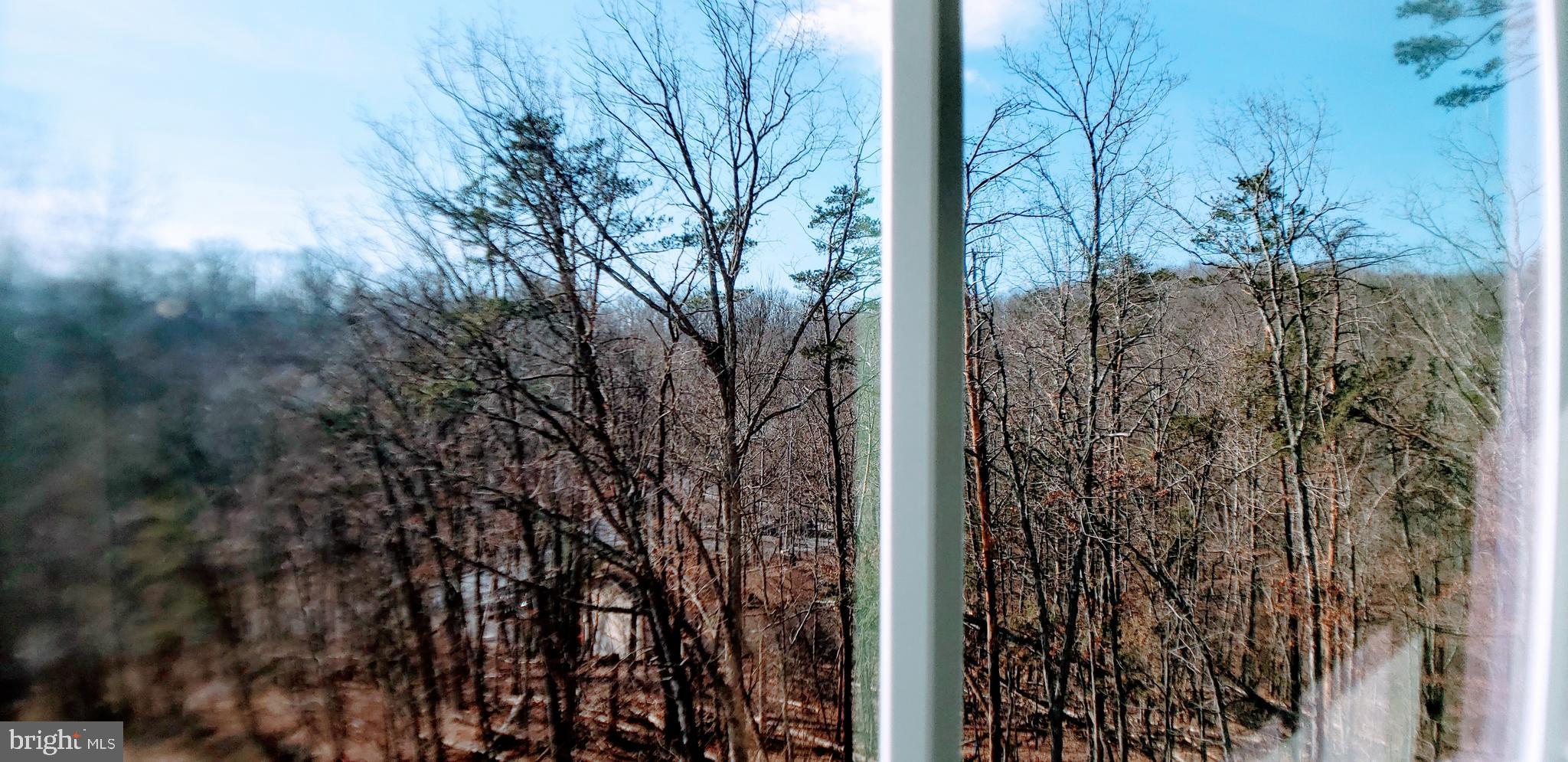 LAKE HOLIDAY ESTATES - Residential