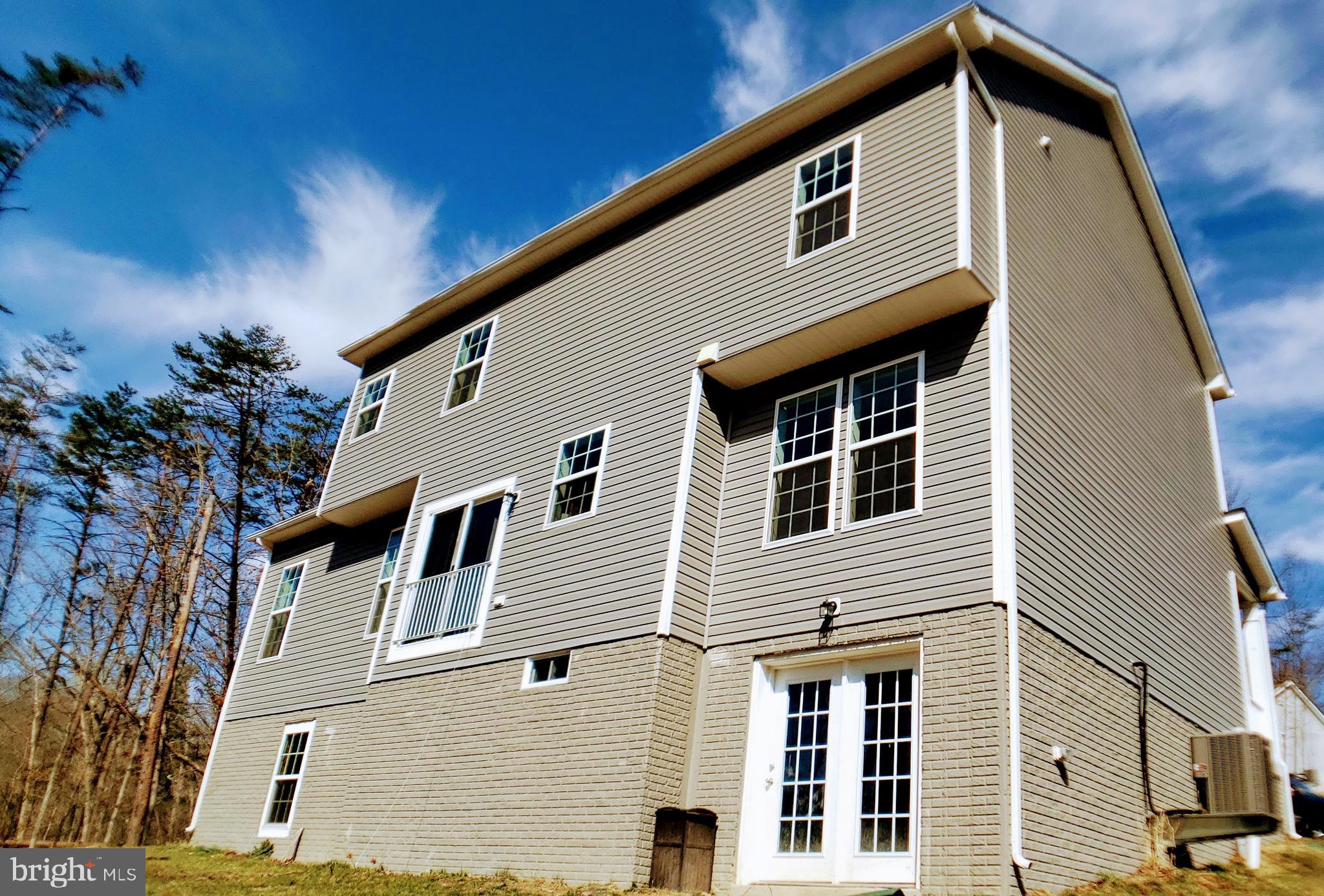 LAKE HOLIDAY ESTATES - Residential