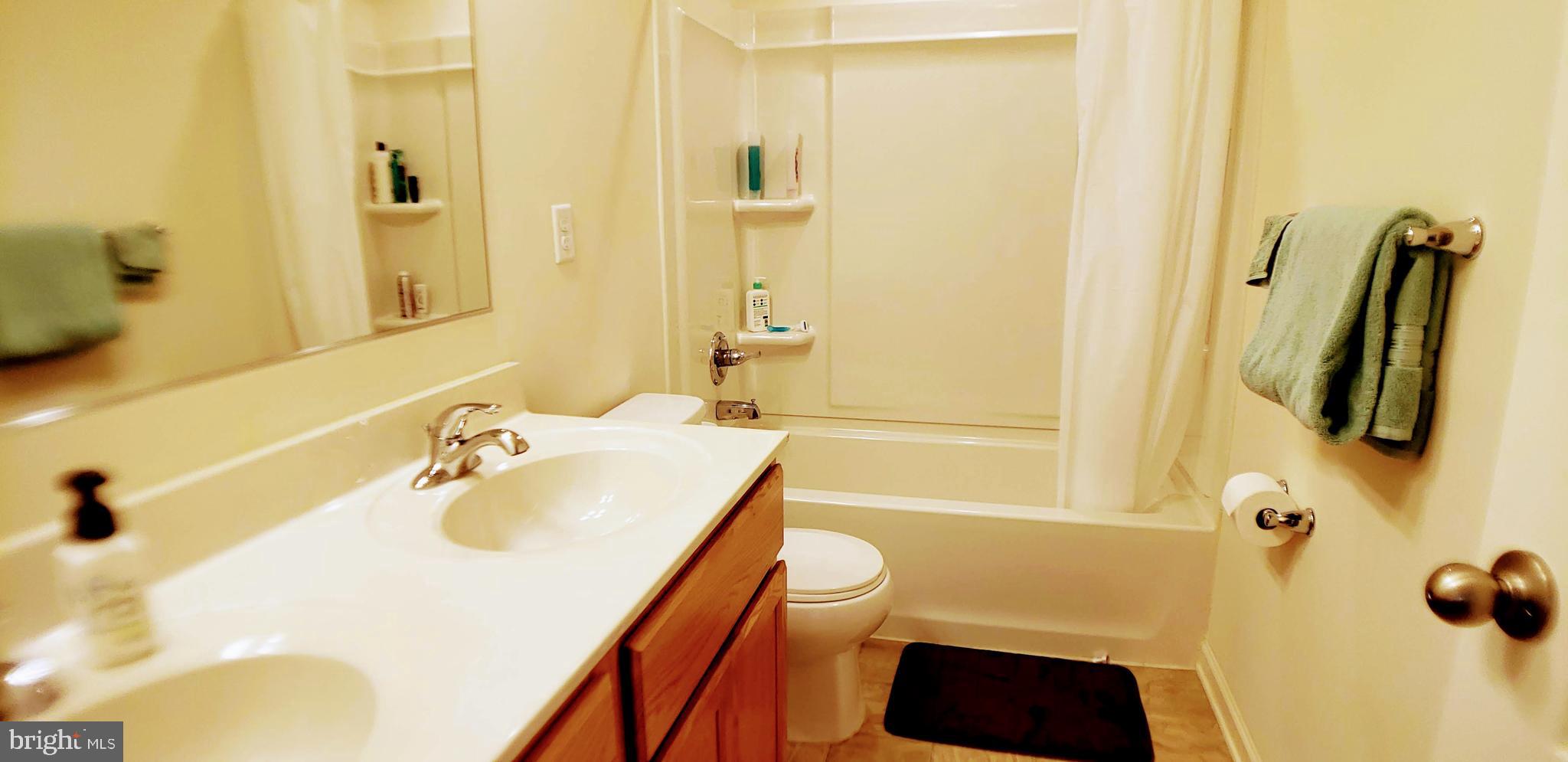 LAKE HOLIDAY ESTATES - Residential