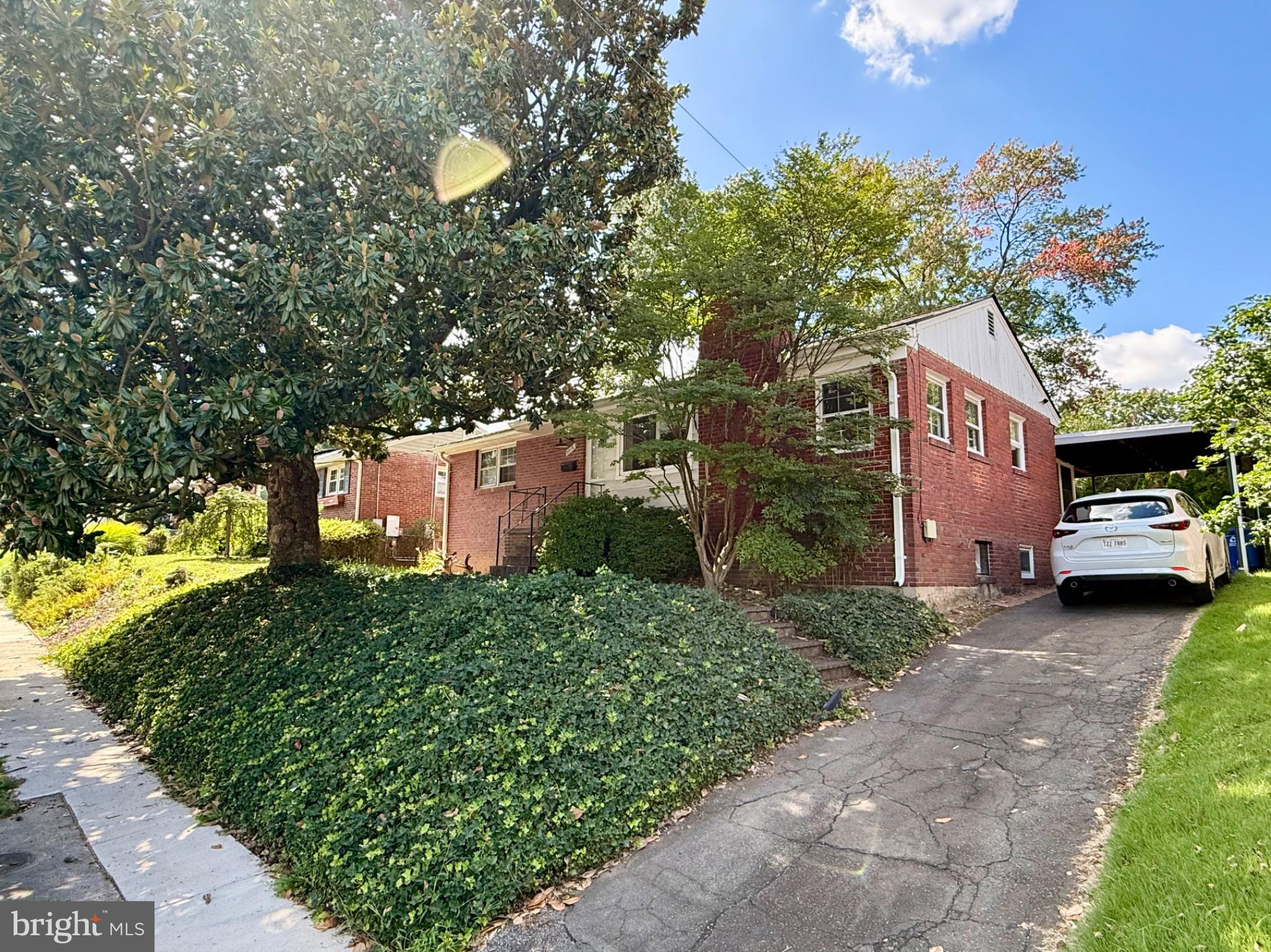 2016 N WOODSTOCK STREET