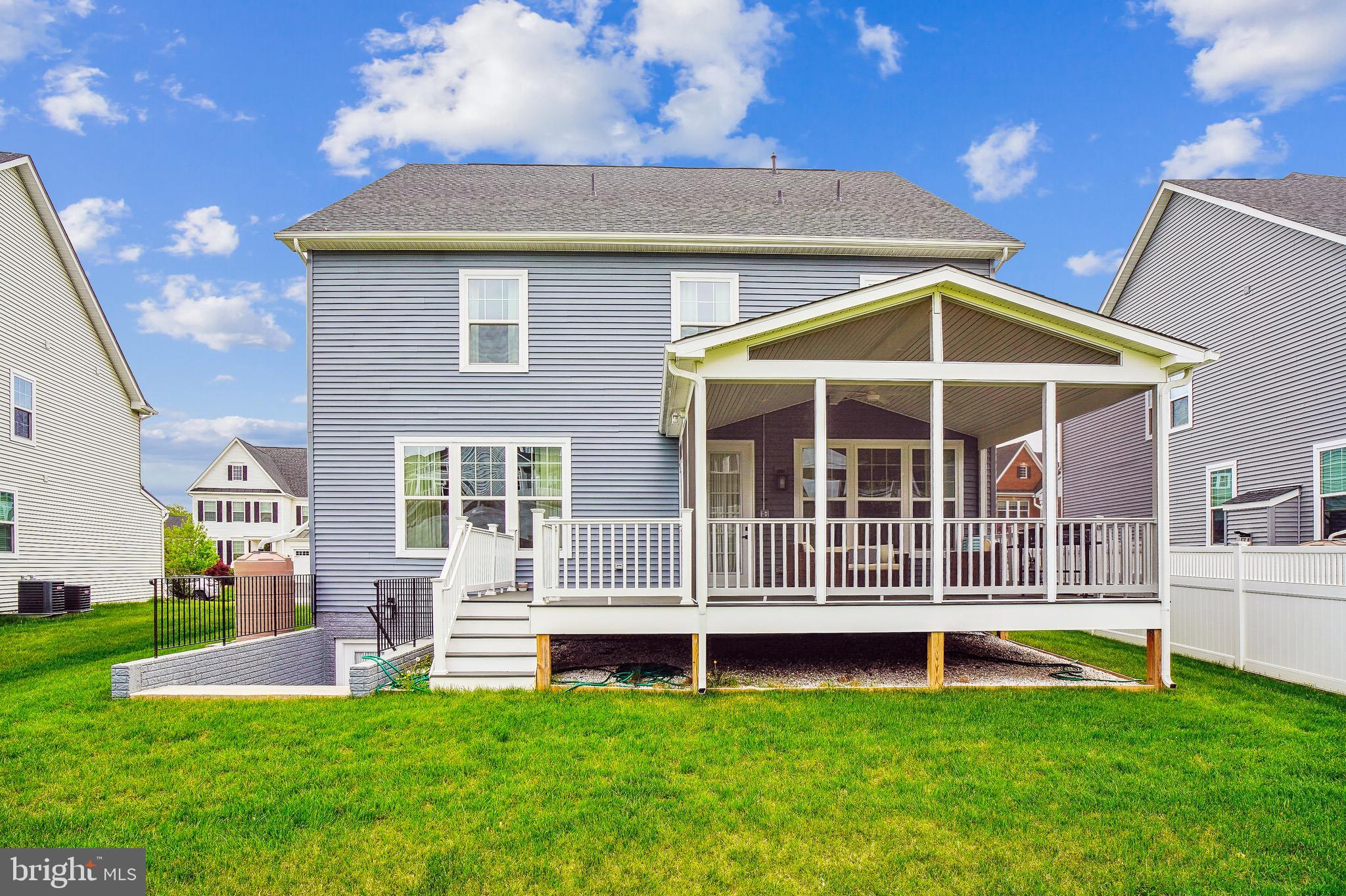 MAPLE LAWN SOUTH - Residential