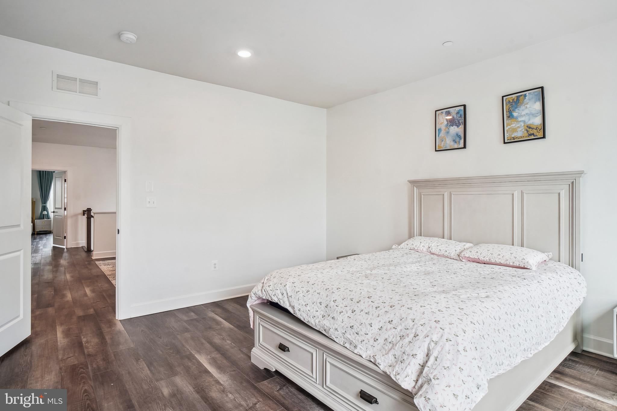 MAPLE LAWN SOUTH - Residential