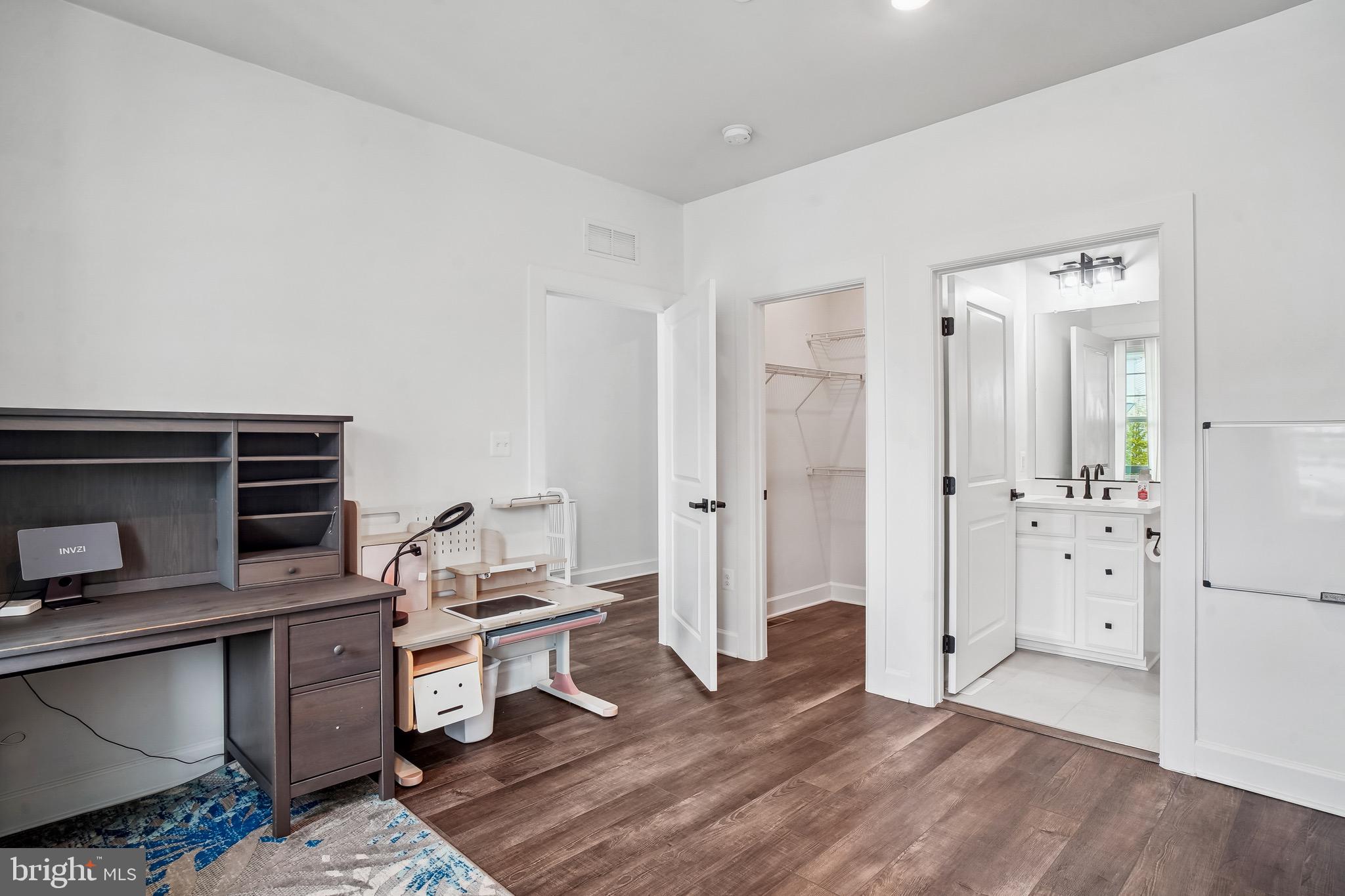 MAPLE LAWN SOUTH - Residential