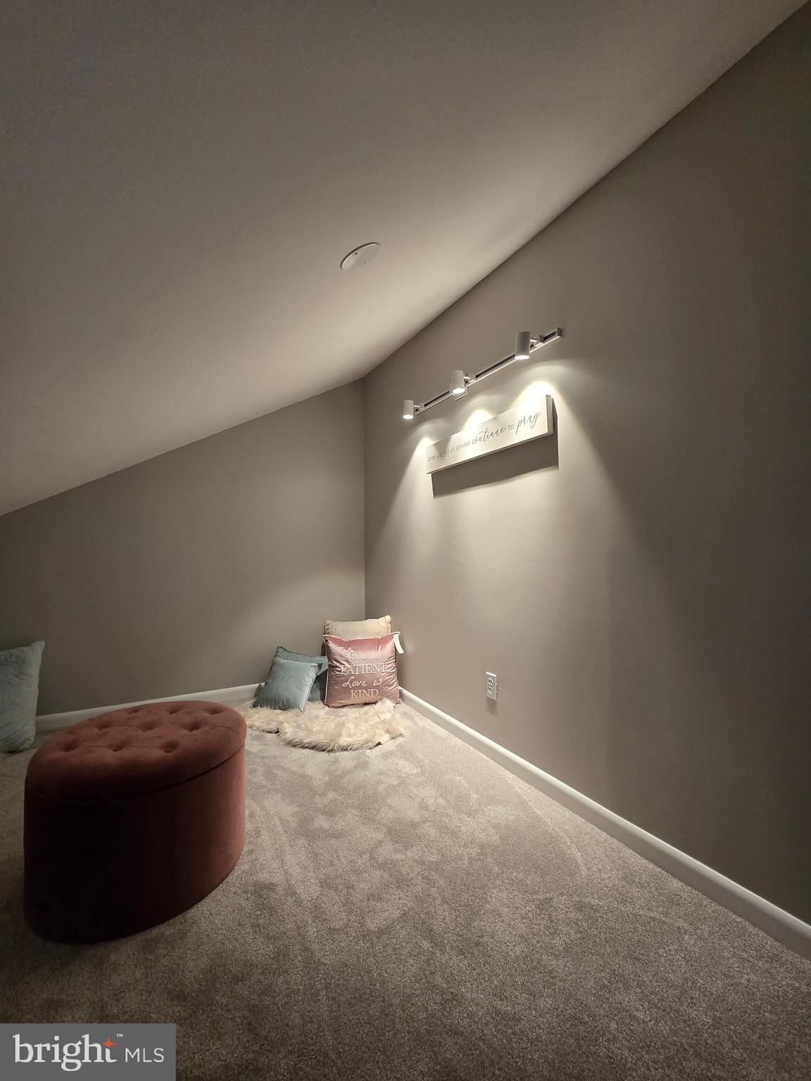 HARFORD LANDING - Residential