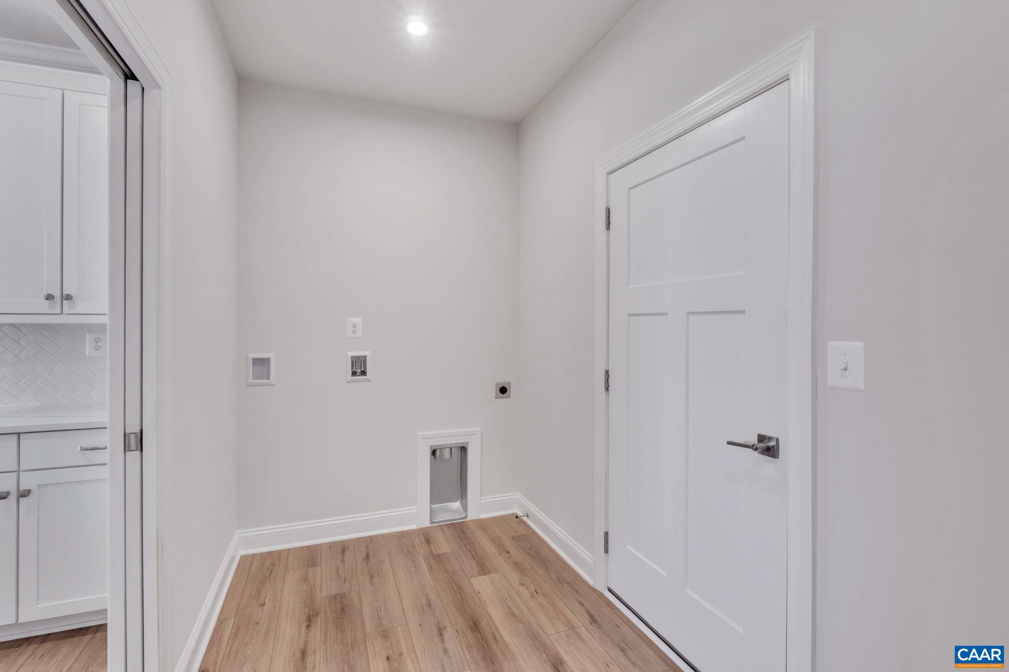 SPRING CREEK - Residential