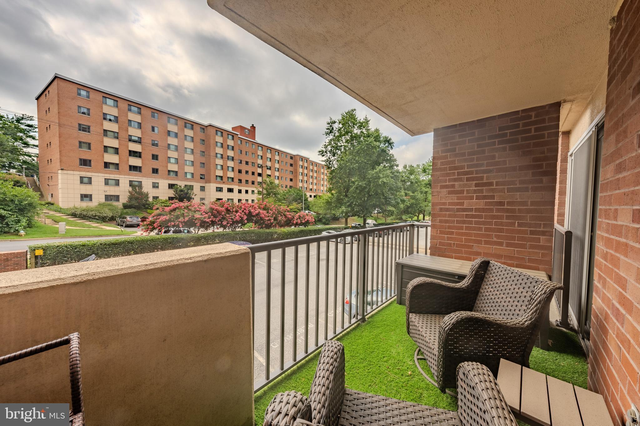 Unbeatable Value + Fully Furnished Option Just Steps from the Pentagon
Stop scrolling, this is the one. 1300 Army Navy Dr #118 is the best priced home in the building, offering a rare opportunity to own a move in ready condo in the heart of Pentagon City. Perfect for busy professionals and savvy investors, this stylish 1 bedroom delivers unmatched convenience and comfort, with the option to purchase fully furnished for an effortless transition.
Enjoy the perks of a full service building with secure entry, pool, tennis courts, and assigned parking in a covered, secure garage, all just steps from the Pentagon, Amazon HQ2, Metro, and the vibrant dining and shopping of Pentagon City and Crystal City.
With so few homes available in this location and price point, this is a chance you do not want to miss. Whether you’re looking for your first home, a convenient crash pad, or a high demand rental investment, this property offers the winning combination of price, location, and move in readiness.
Opportunities like this don’t last. Schedule your showing today.