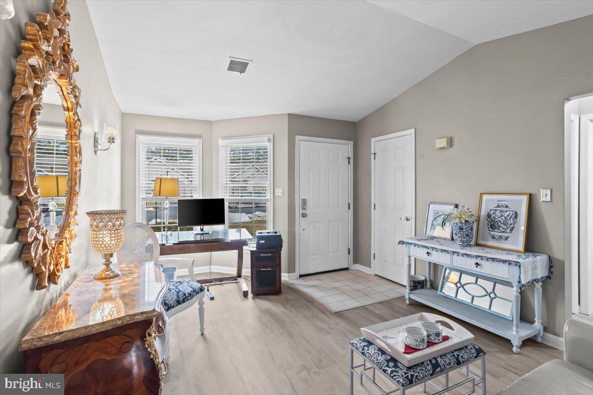 HARMONY HALL COURT - Residential