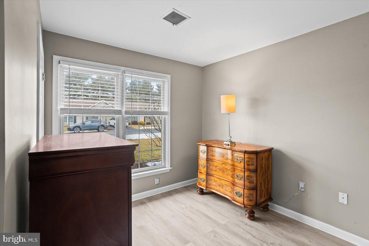 HARMONY HALL COURT - Residential