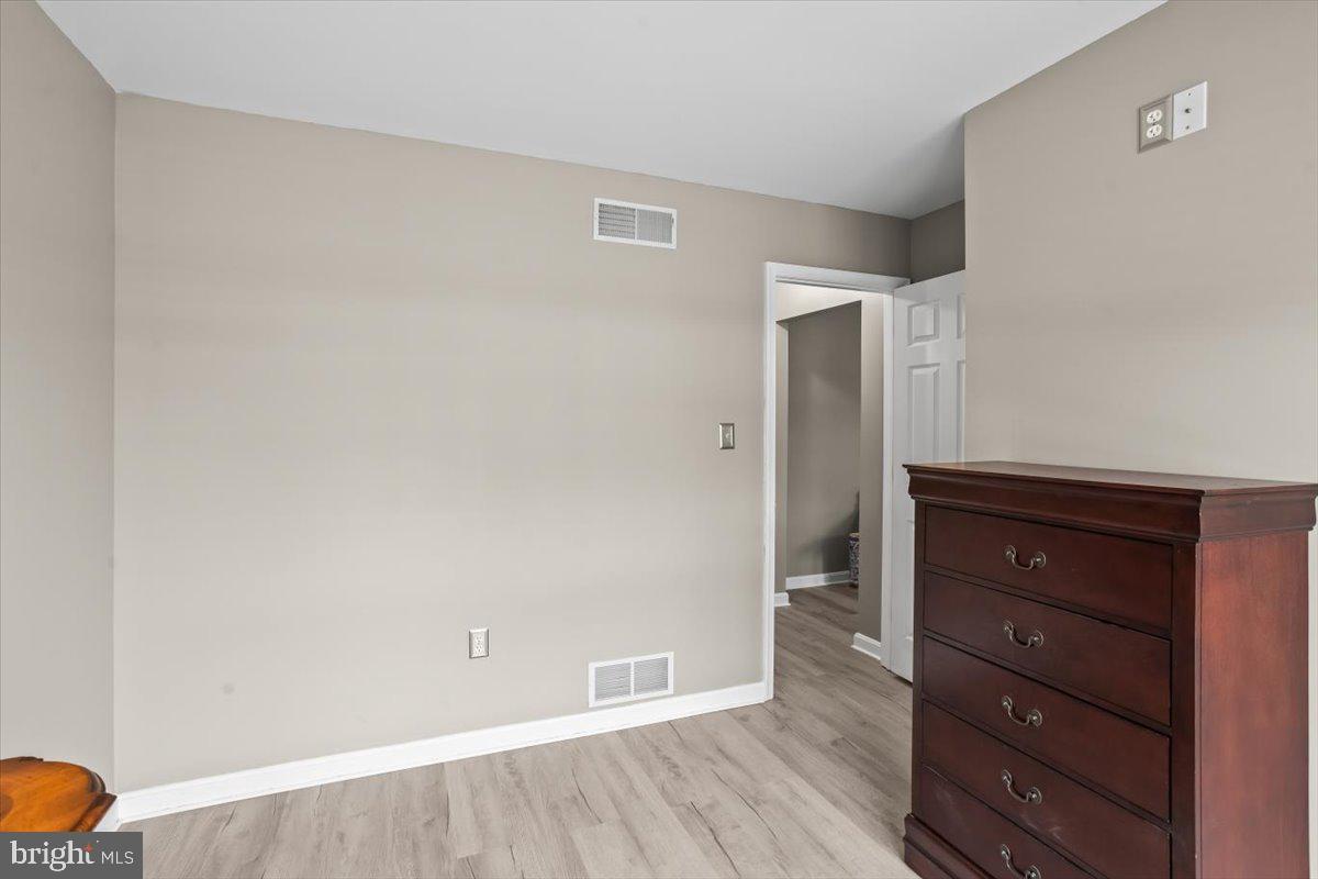 HARMONY HALL COURT - Residential