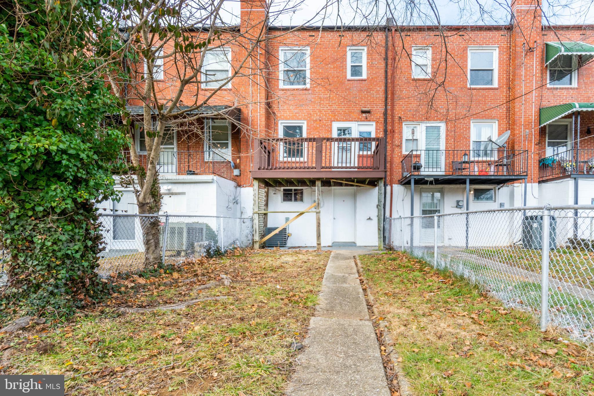 YALE HEIGHTS - Residential