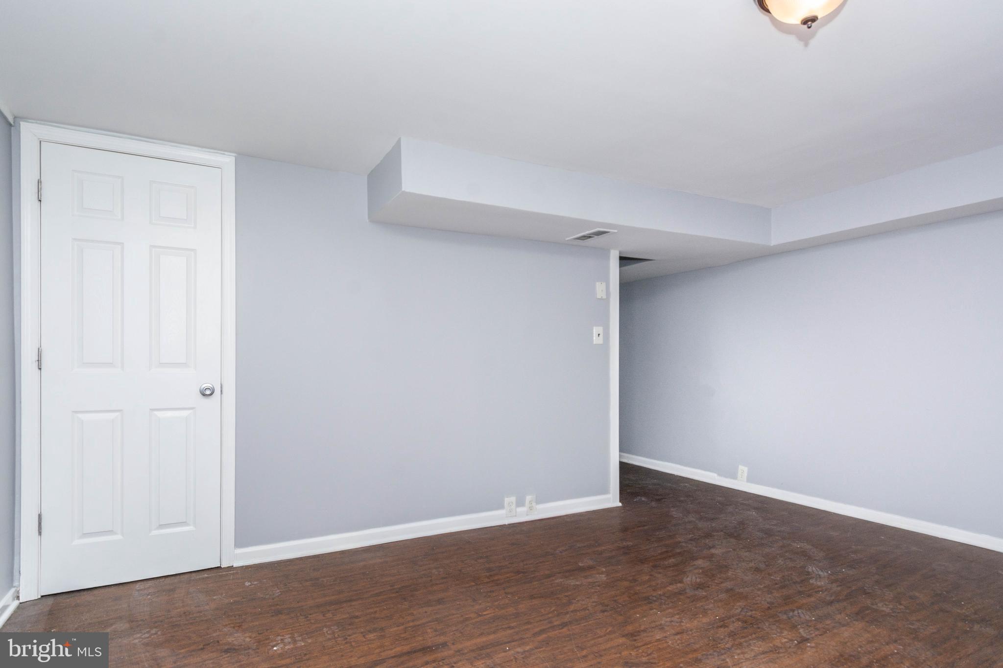 YALE HEIGHTS - Residential