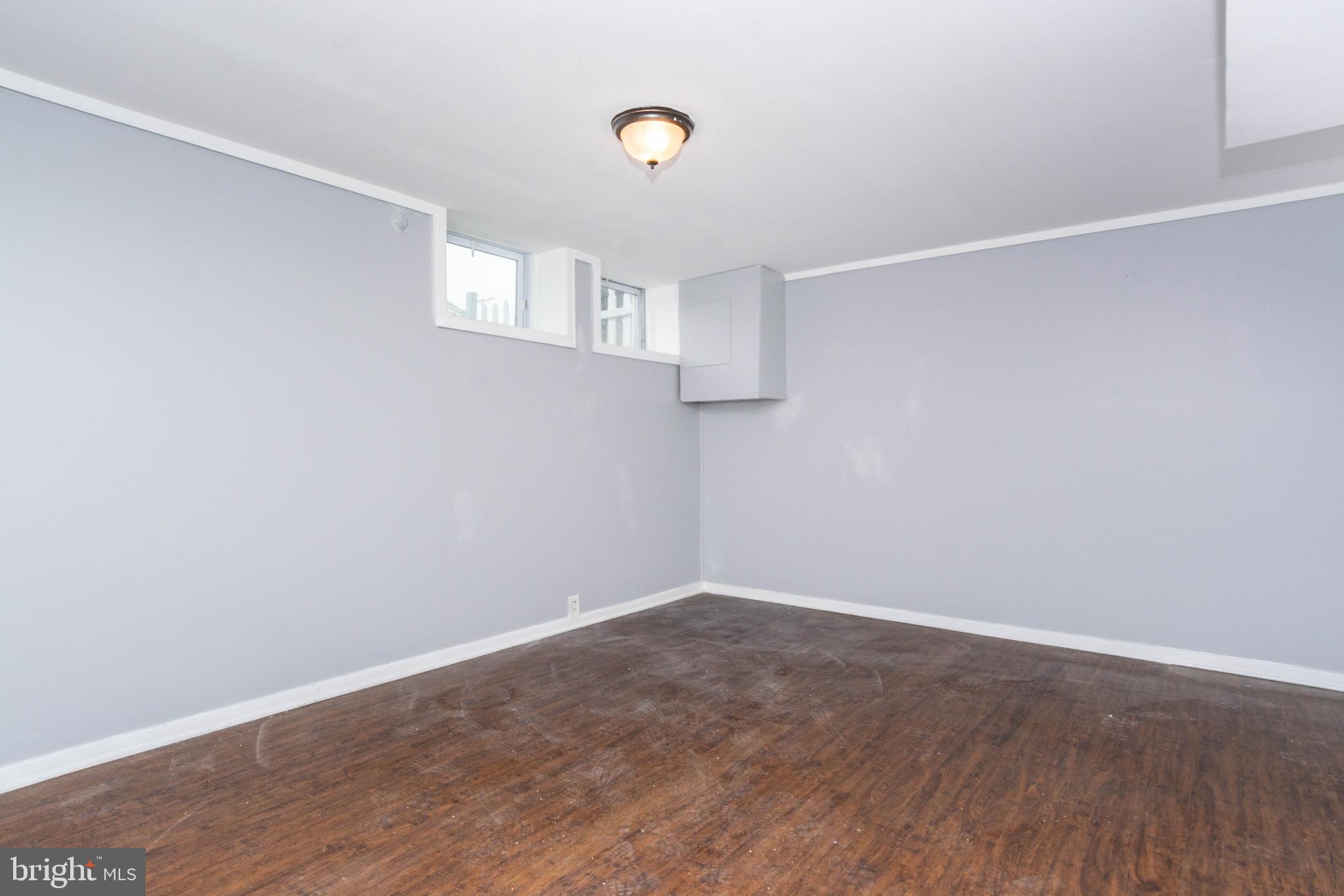 YALE HEIGHTS - Residential