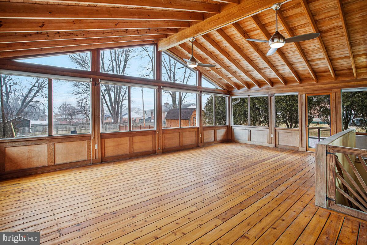 WILTON ACRES - Residential