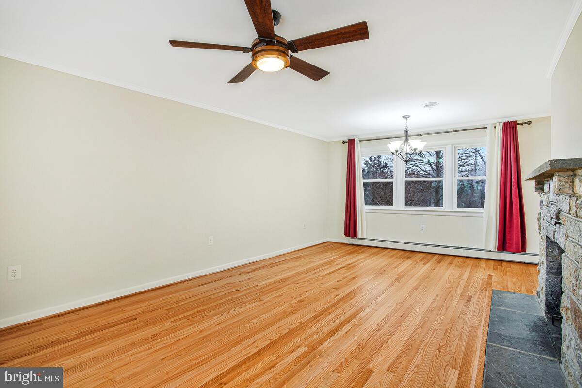 WILTON ACRES - Residential