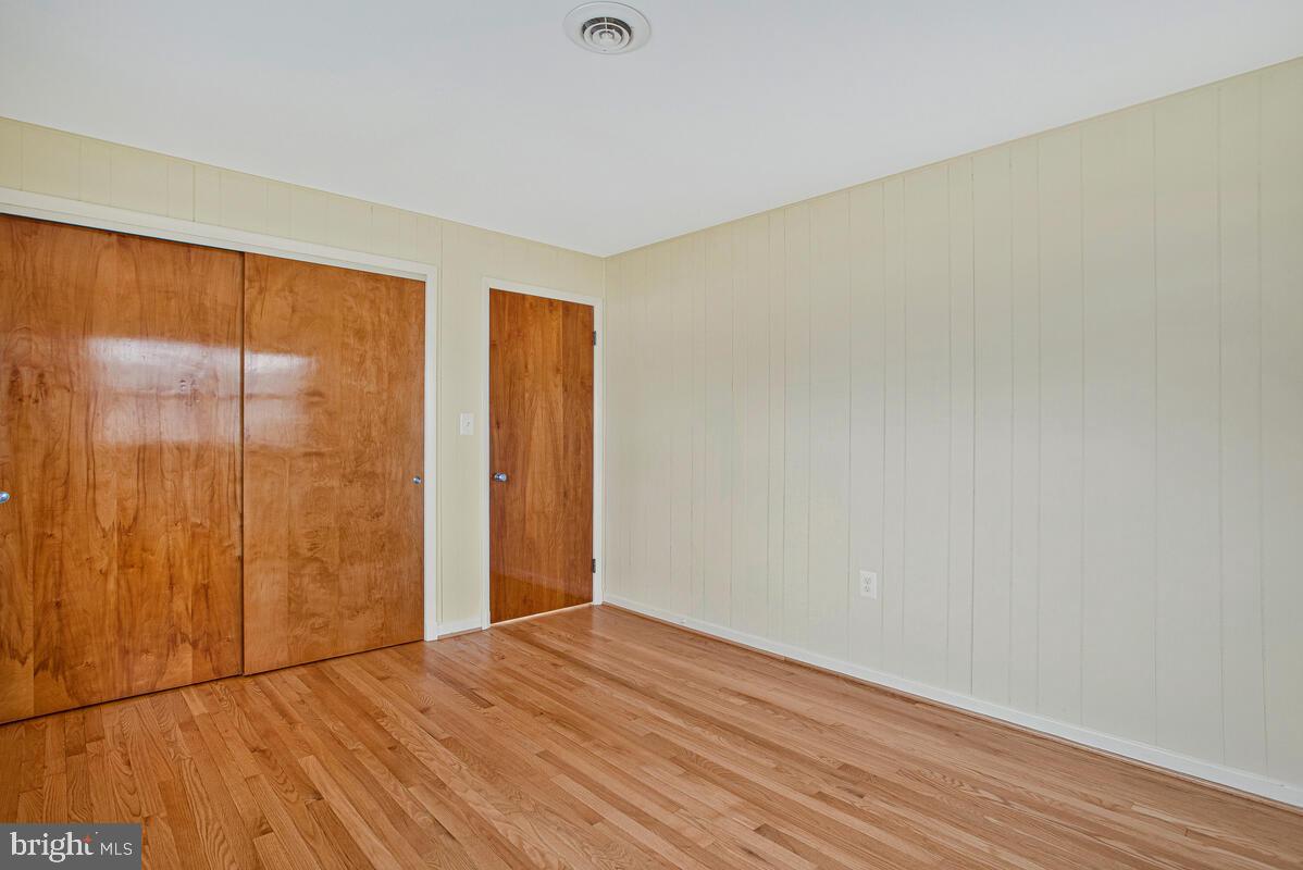 WILTON ACRES - Residential