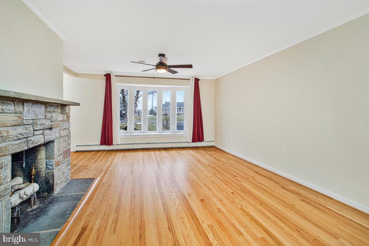 WILTON ACRES - Residential