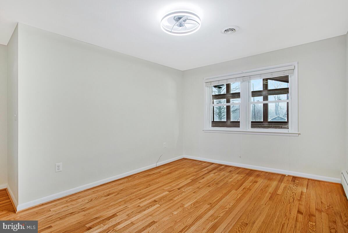 WILTON ACRES - Residential