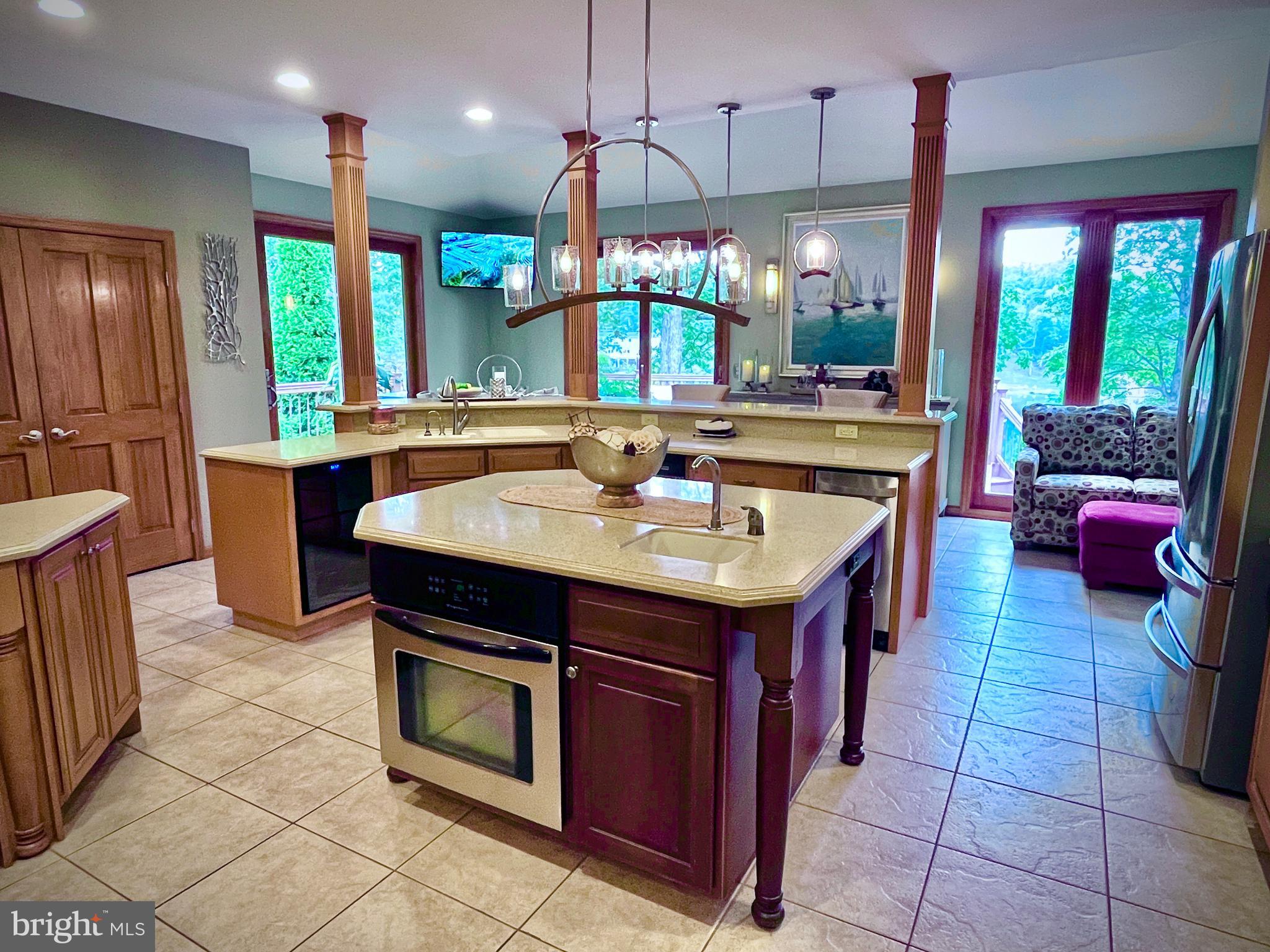 LAKEWOOD - Residential