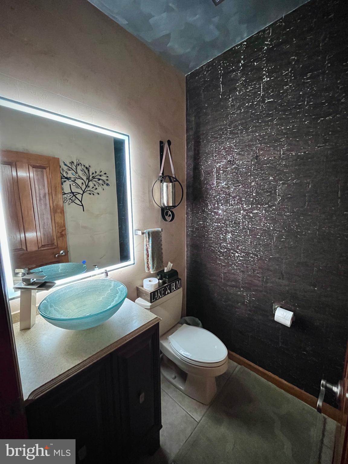 LAKEWOOD - Residential