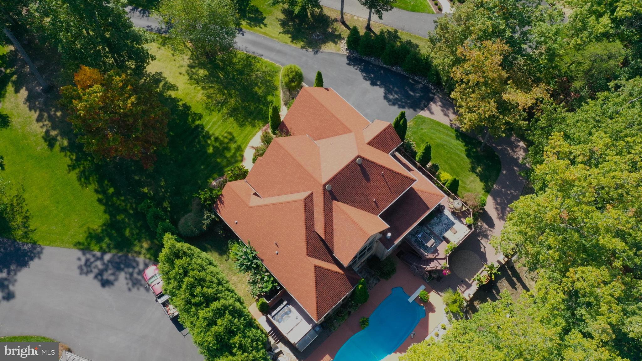 LAKEWOOD - Residential