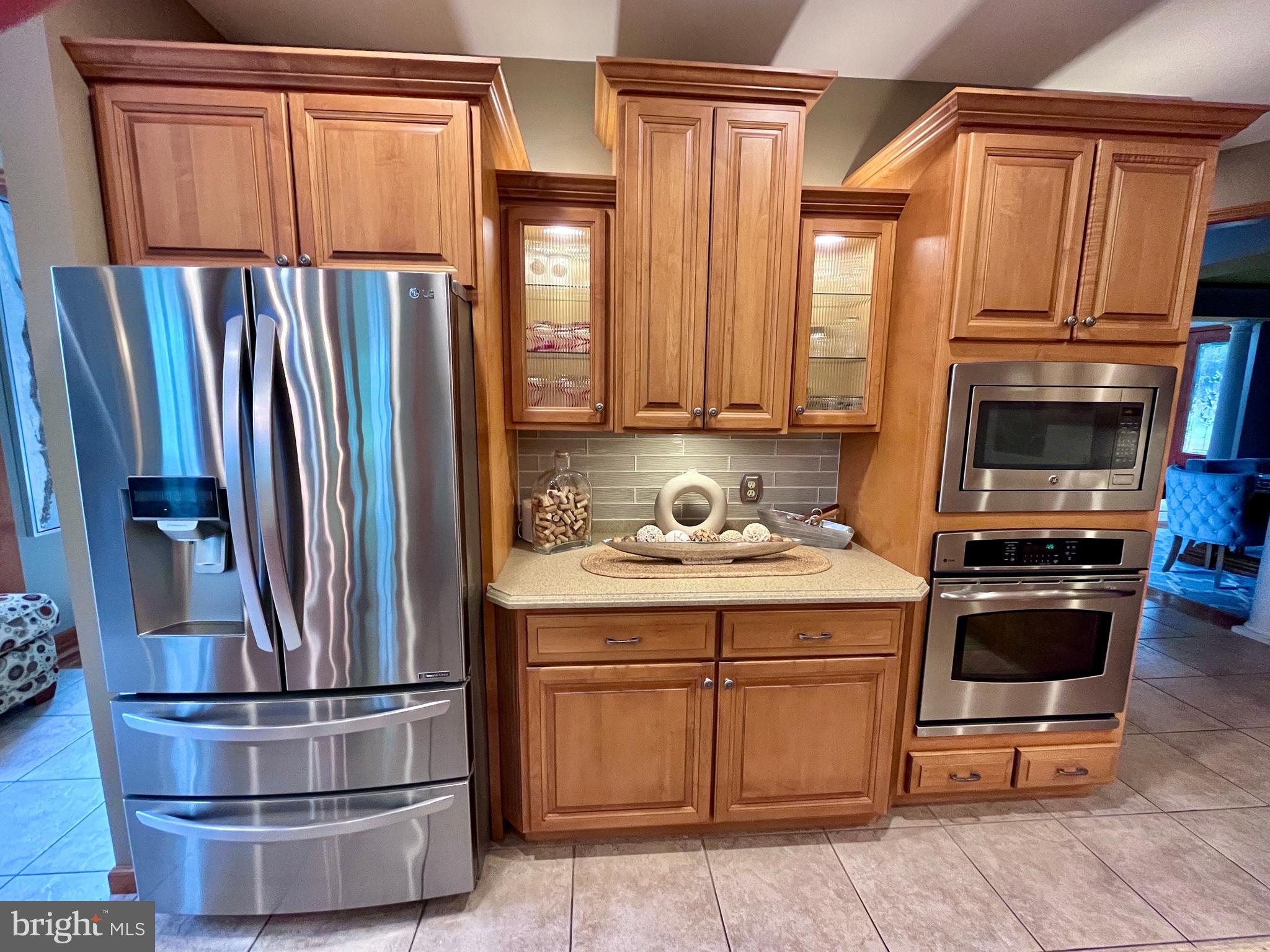 LAKEWOOD - Residential