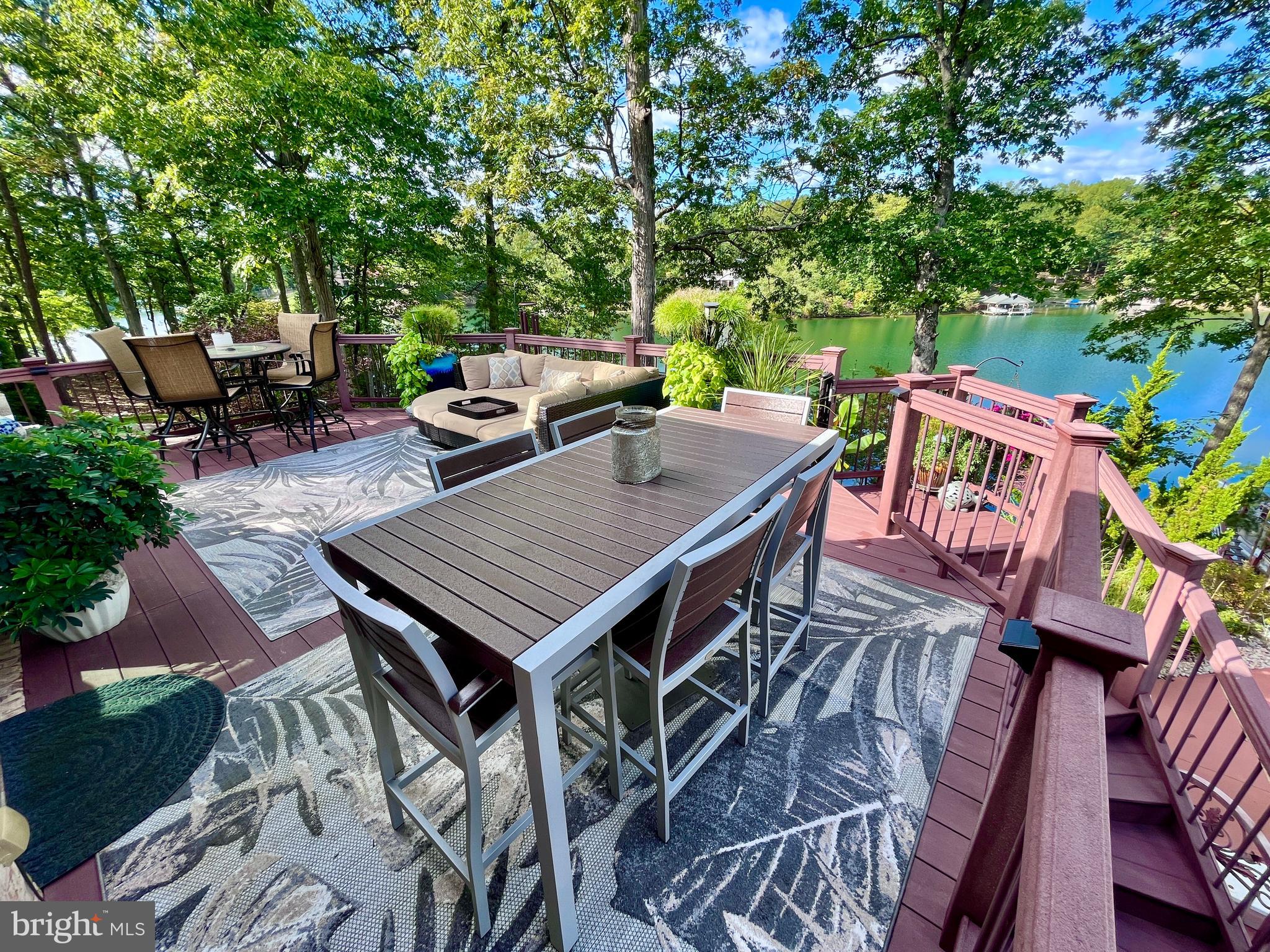 LAKEWOOD - Residential