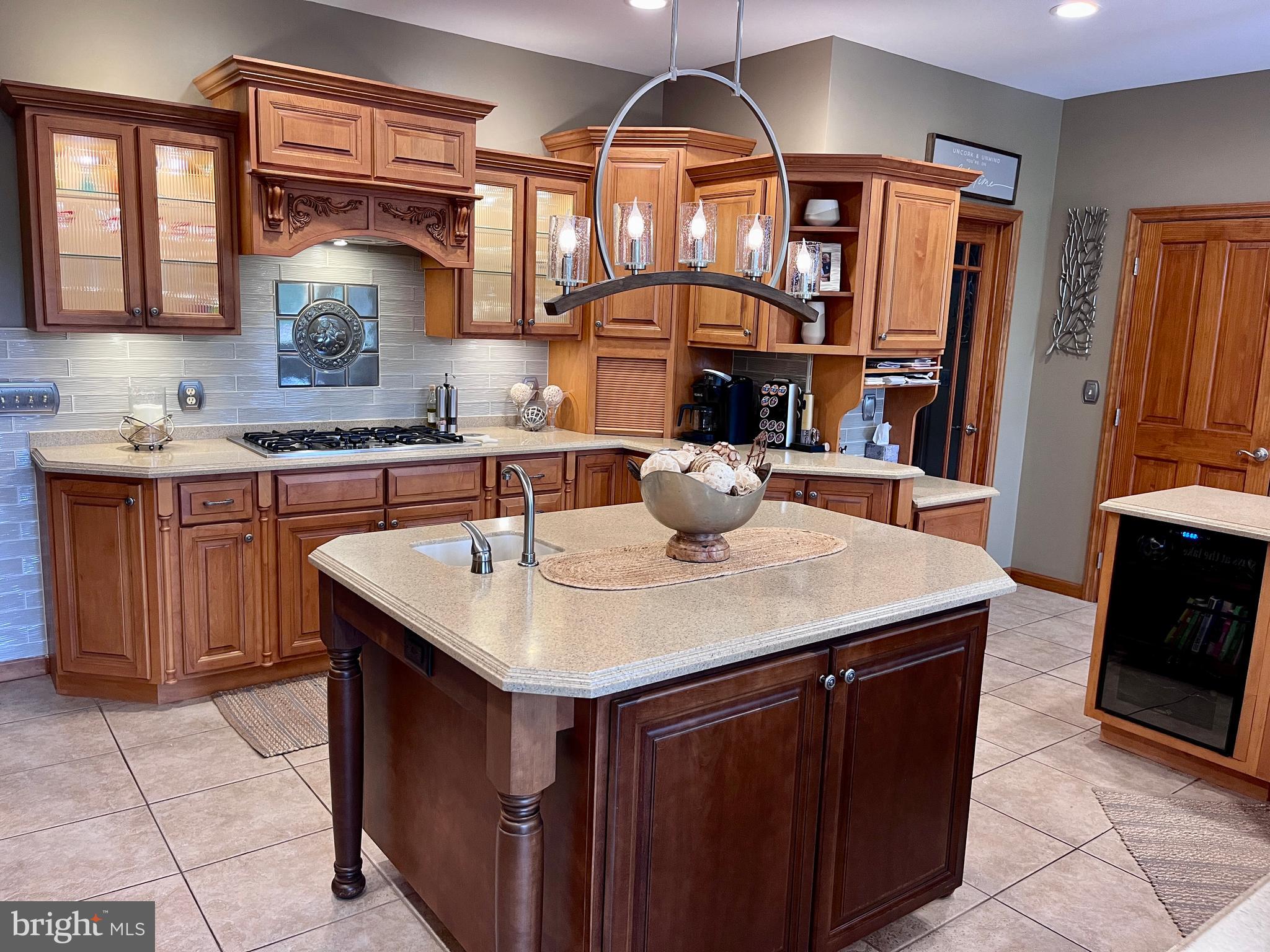 LAKEWOOD - Residential