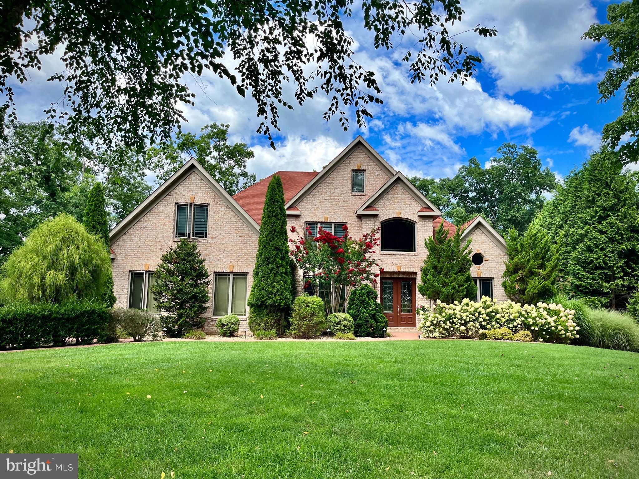 LAKEWOOD - Residential