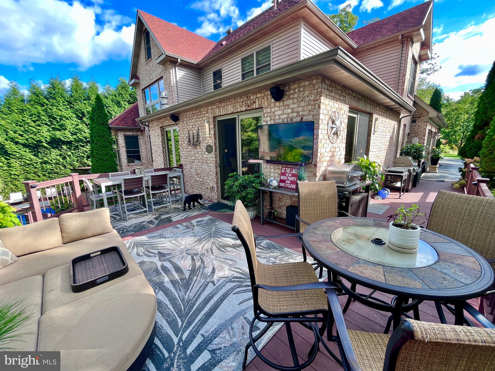 LAKEWOOD - Residential