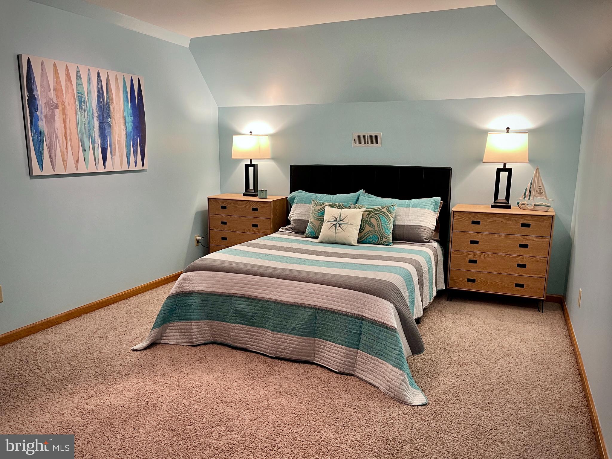 LAKEWOOD - Residential