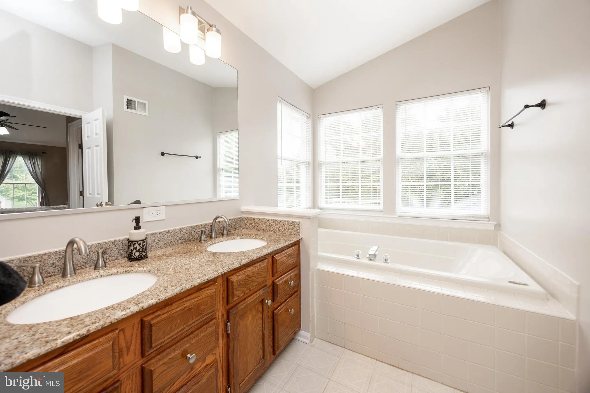 Chadds Ford, Pennsylvania 19317, United States, 5 Bedrooms Bedrooms, ,3 BathroomsBathrooms,Residential,Coming Soon,218646