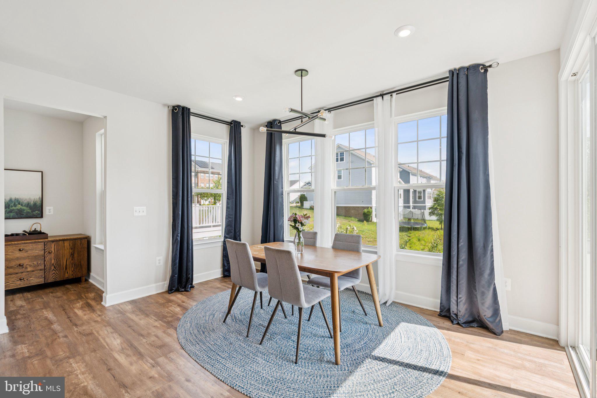 EMBREY MILL - Residential