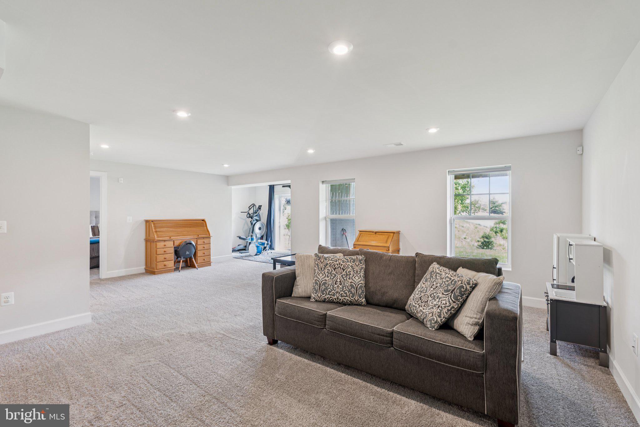 EMBREY MILL - Residential